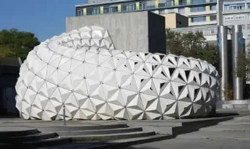 Buildings made of plastic