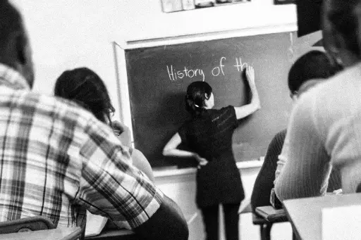 A new stage in the study and teaching of history