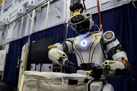 Should Space Be Explored by Robots or by Humans?