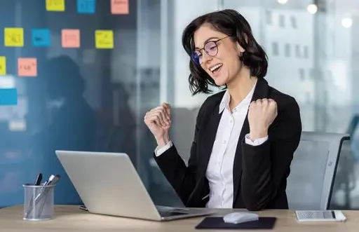 [ Đề Thi Thật ] Higher Pay for Professional Workers