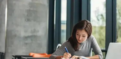 [ Đề Thi Thật ] Studying at University Is Harder Than at School