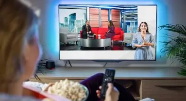 Topic 32: Describe a TV or online programme that you enjoy watching 